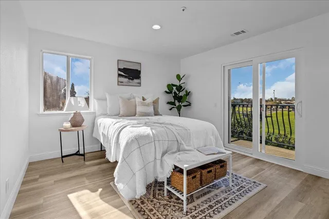 $794,900 | 949 Nantucket Boulevard, Unit 11, Salinas, CA 93906