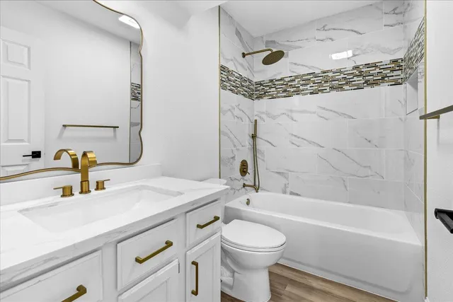 $794,900 | 949 Nantucket Boulevard, Unit 11, Salinas, CA 93906