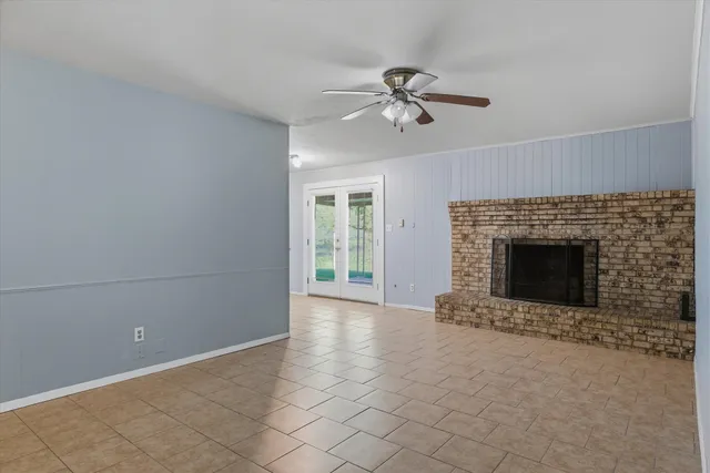 $199,900 | 908 West State Highway 243, Canton, TX 75103