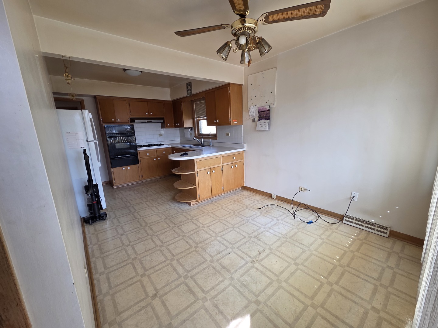 8423 North Shermer Road Niles, IL 60714 - Photo 11 of 28