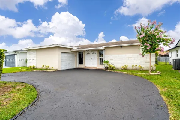 $560,000 | 9624 Northwest 19th Place, Sunrise, FL 33322