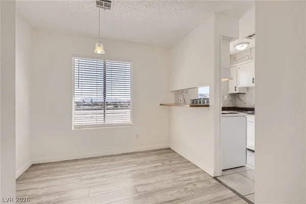 $965 | 716 Pensacola Lane, Unit 3, Las Vegas, NV 89106