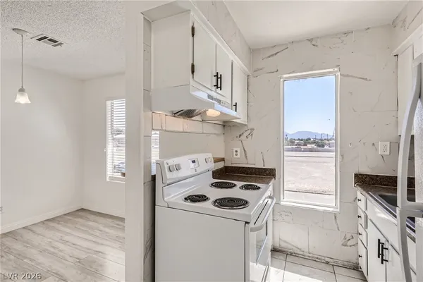 $965 | 716 Pensacola Lane, Unit 3, Las Vegas, NV 89106