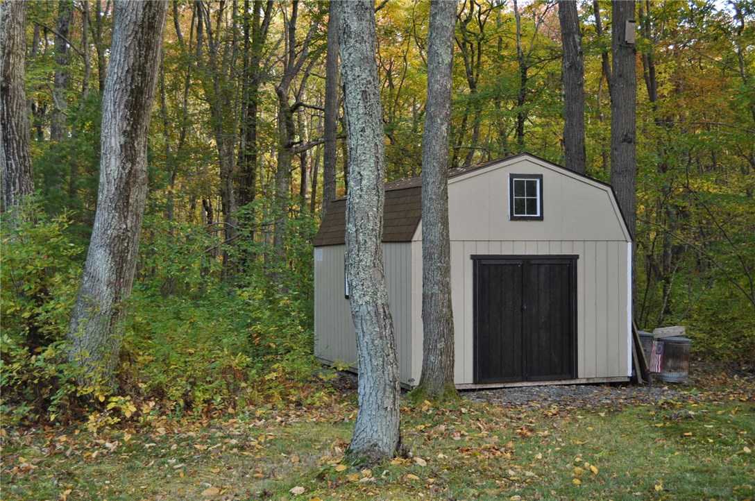 592 Rocky Hill Road Scituate, RI 02857 - Photo 4 of 26