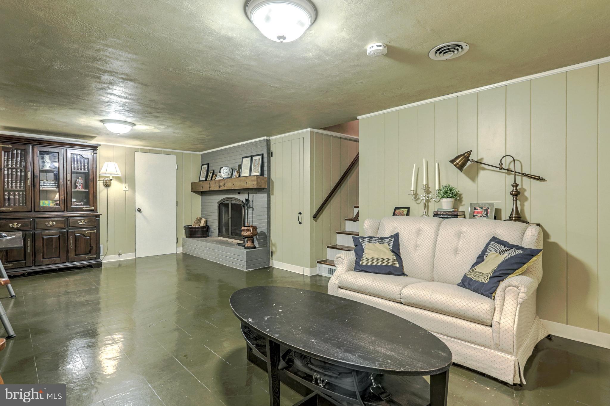 1194 Irving Road York, PA 17403 - Photo 22 of 25 Gallery Image 22
