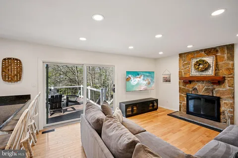 $749,900 | 9 Chatham Drive, Voorhees, NJ 08043