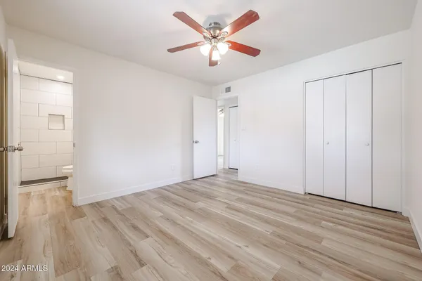 $2,550 | 4352 East Grovers Avenue, Phoenix, AZ 85032