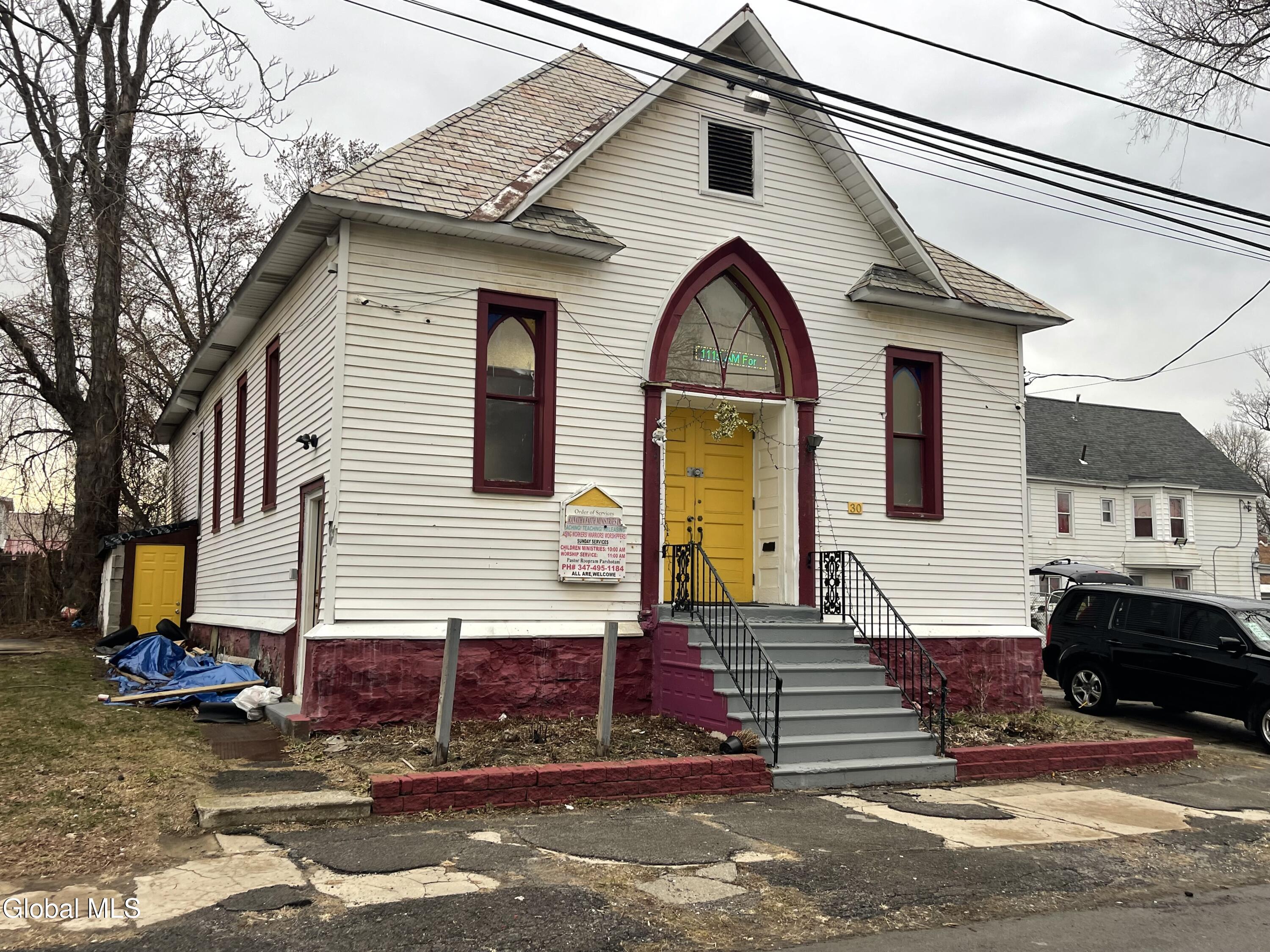 30 Steuben Street Schenectady, NY 12307 - Photo 3 of 21 IMG_0431 copy