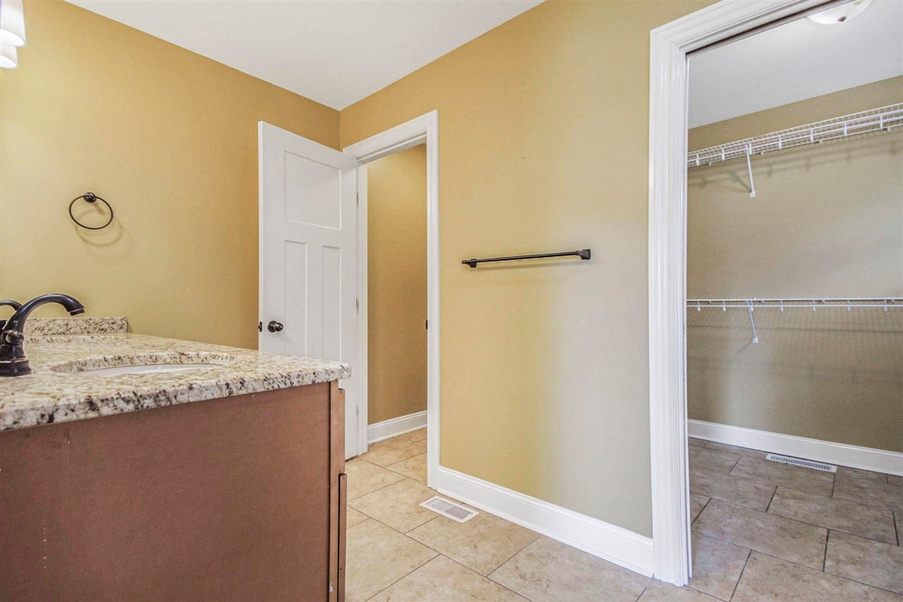 313 Maple Ridge Street Bowling Green, KY 42101 - Photo 12 of 35 Gallery Image 12