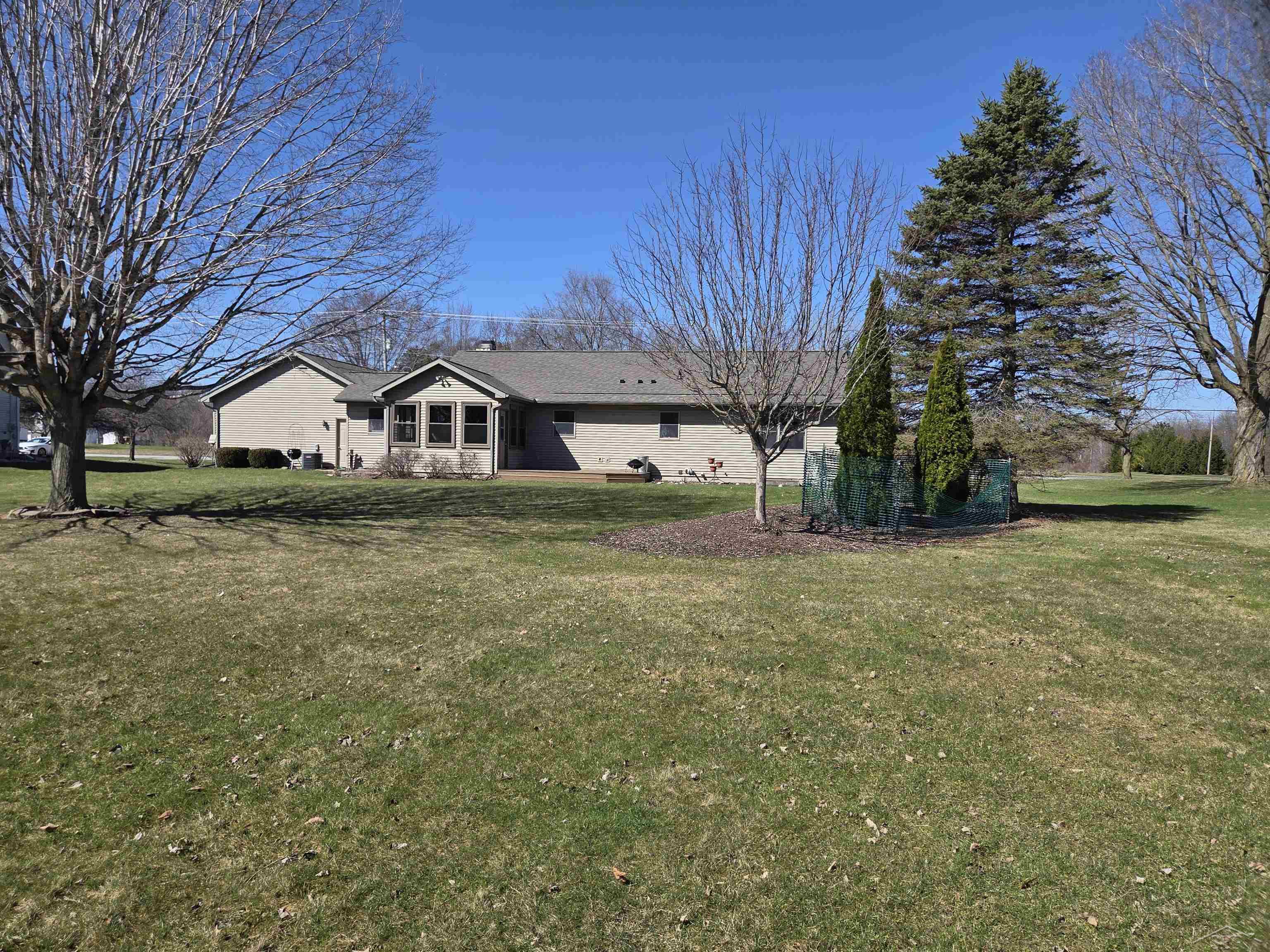 4686 North Thomas Road Freeland, MI 48623 - Photo 18 of 21 50203819-b5d15af3-2863-454b-a8ce-7eee49e4cc13.JPG