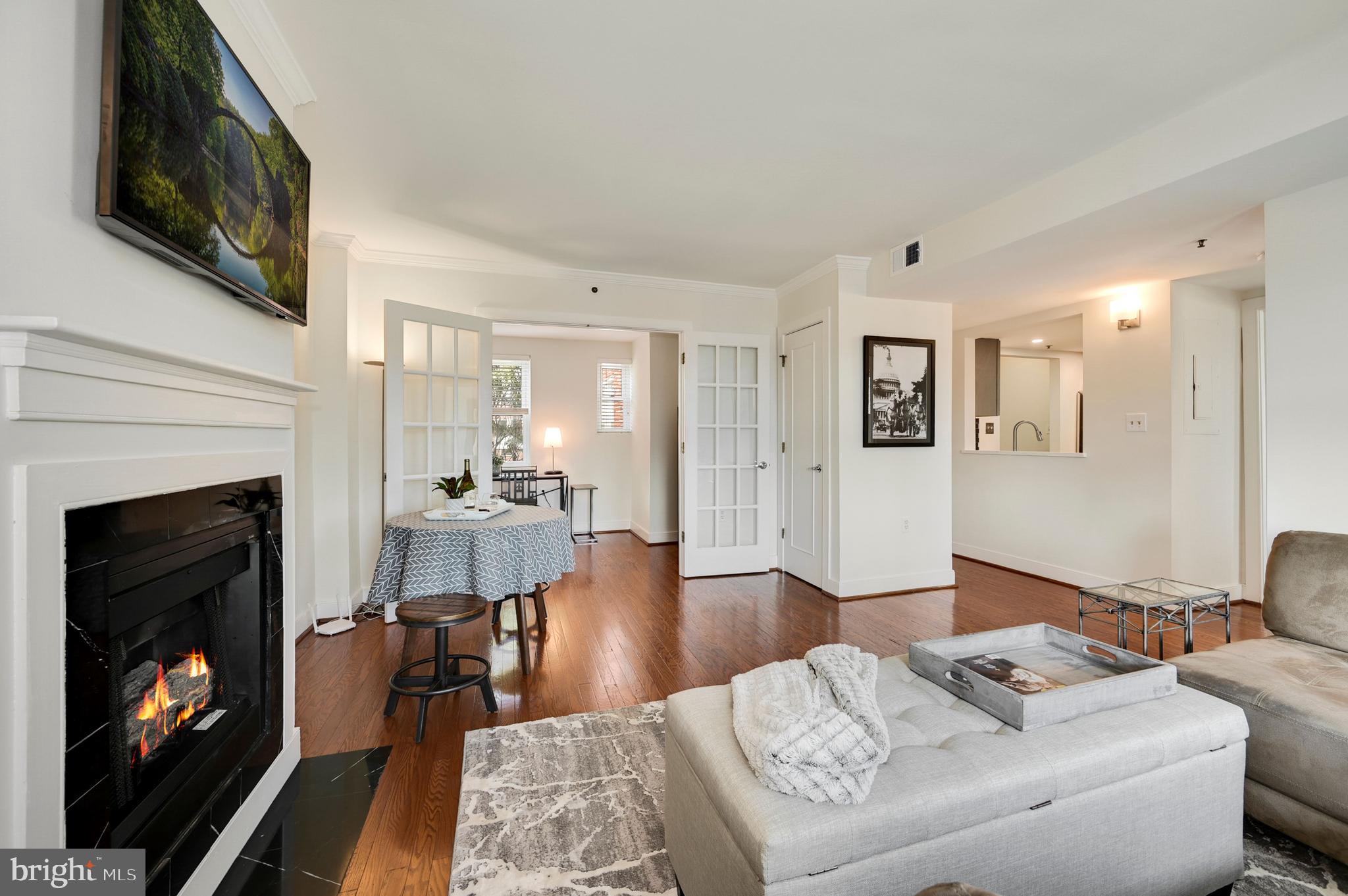 1727 R Street Northwest, Unit 502 Washington, DC 20009 - Photo 3 of 21