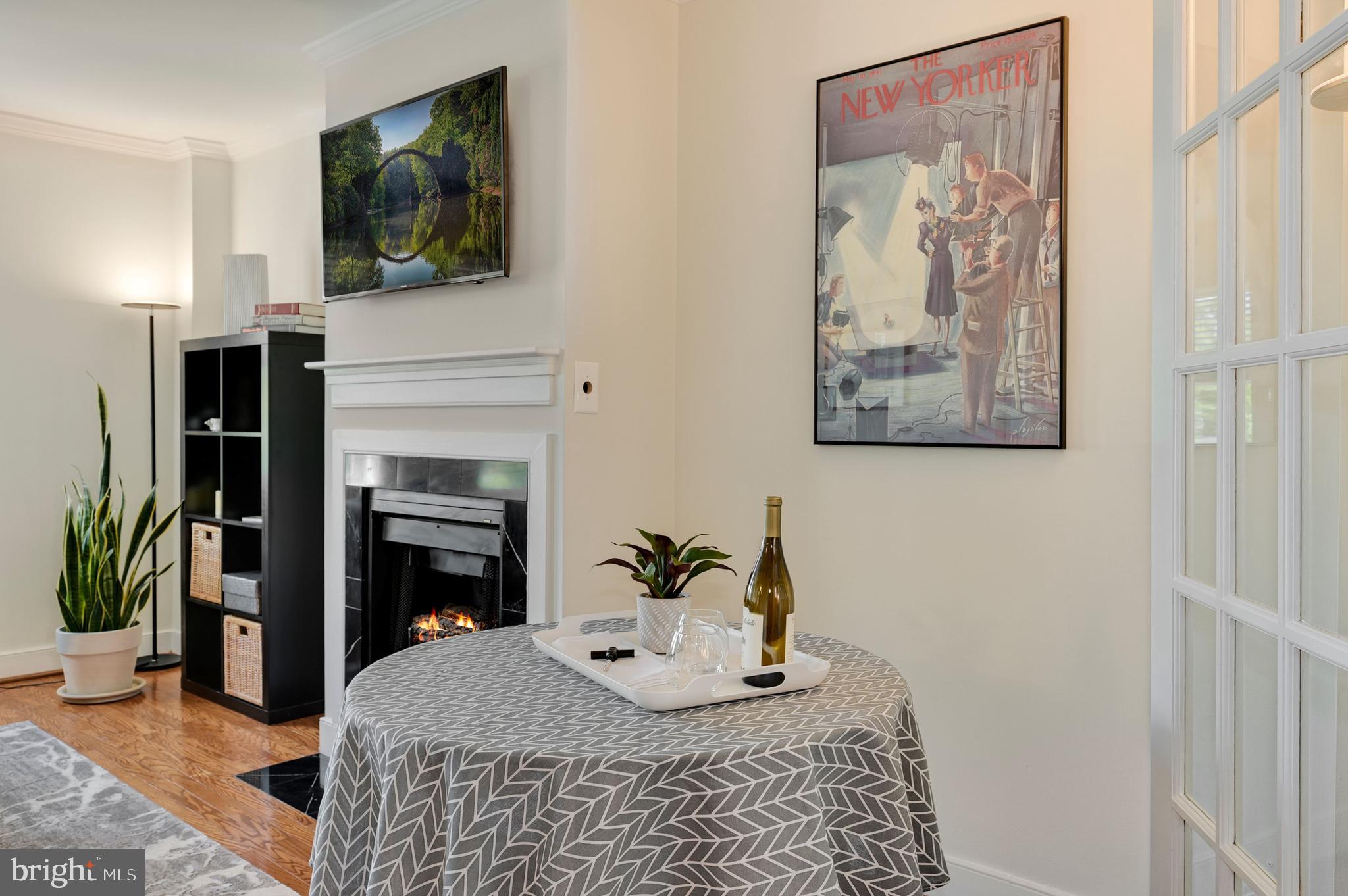 1727 R Street Northwest, Unit 502 Washington, DC 20009 - Photo 4 of 21