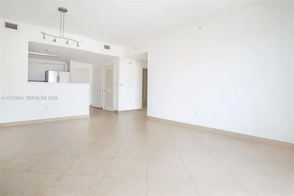 $2,900 | 10 Aragon Avenue, Unit 1408, Coral Gables, FL 33134