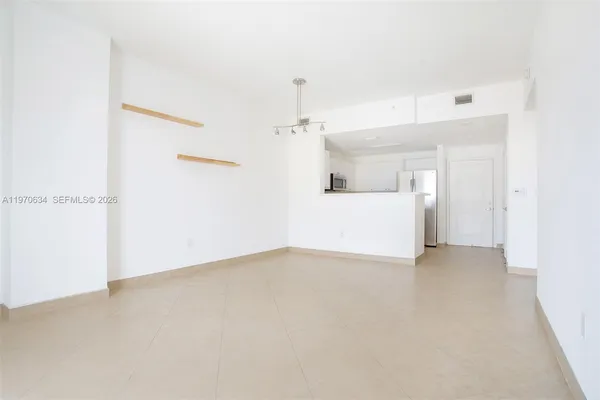 $2,900 | 10 Aragon Avenue, Unit 1408, Coral Gables, FL 33134