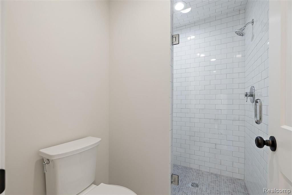 1922 Traceky Rochester Hills, MI 48306 - Photo 51 of 51