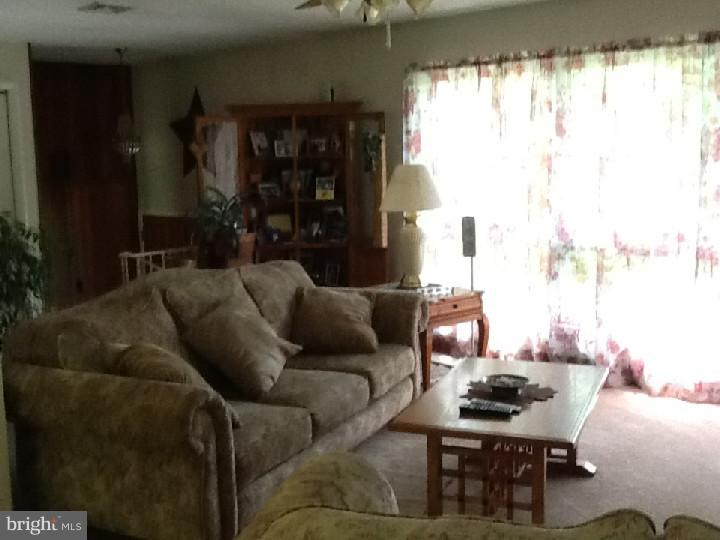 4810 Oley Turnpike Road Reading, PA 19606 - Photo 7 of 25 Gallery Image 7