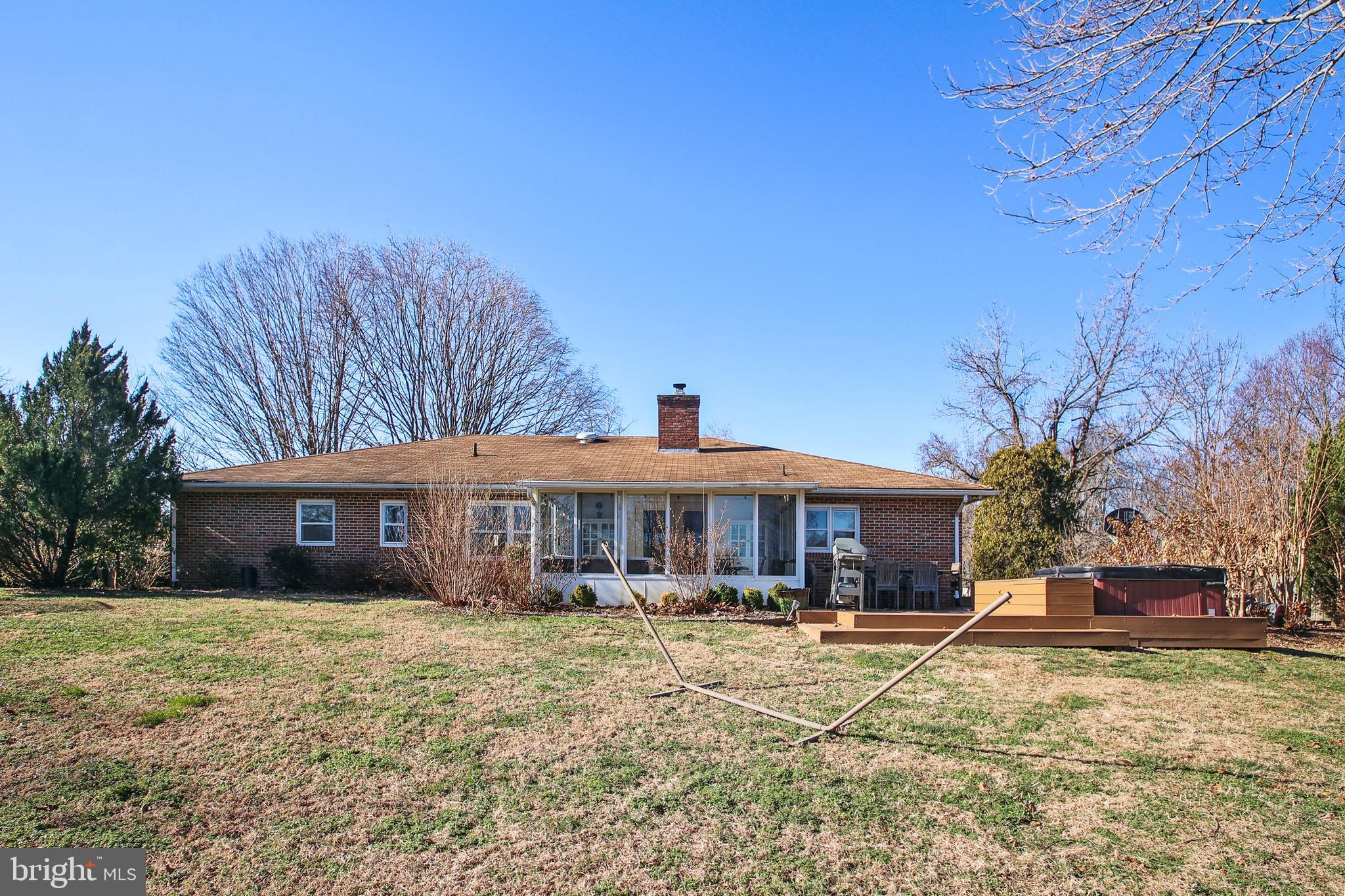 712 Appomattox Road West Davidsonville, MD 21035 - Photo 33 of 43 Level usable yard