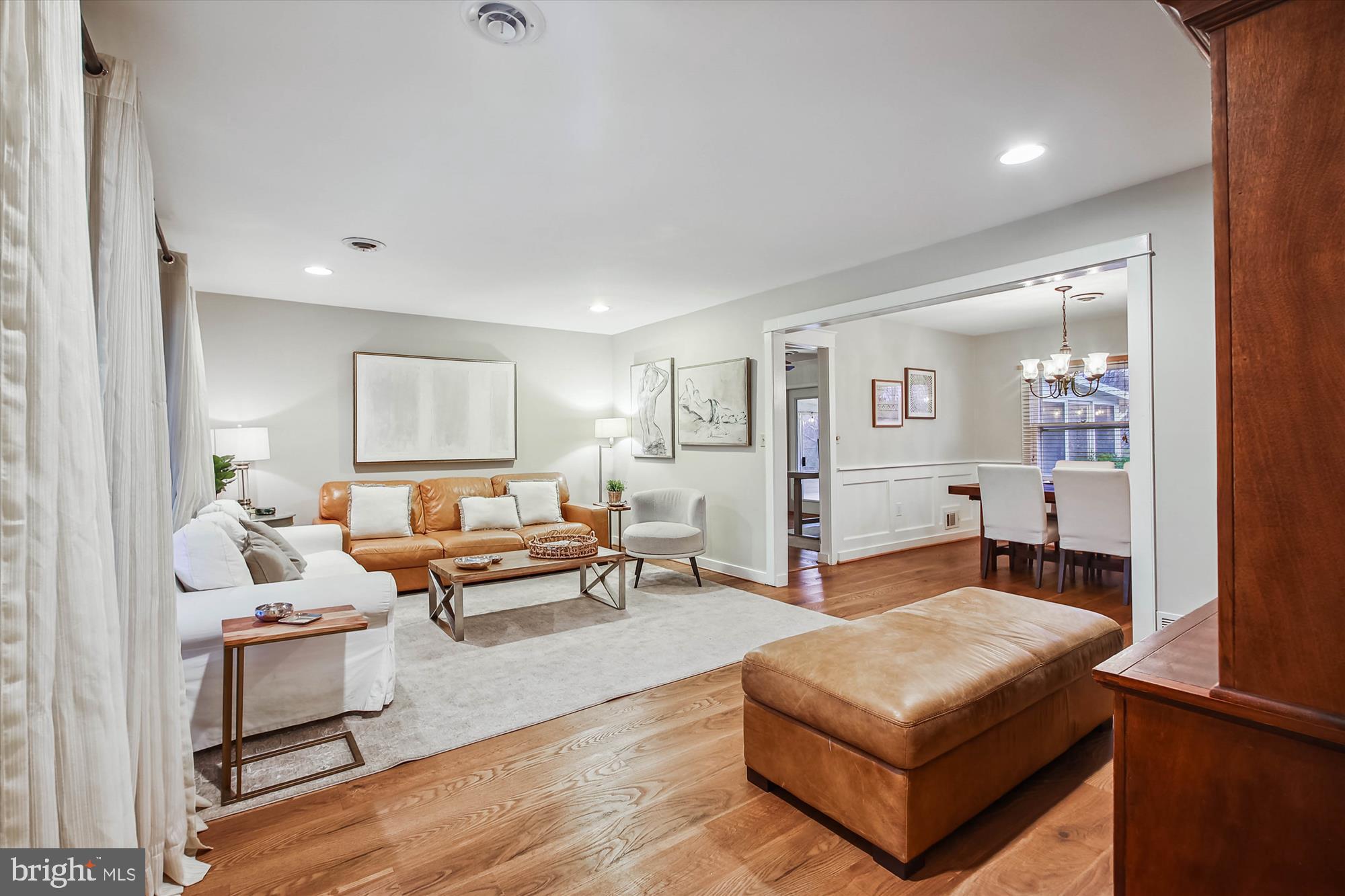 Warm LVP flooring