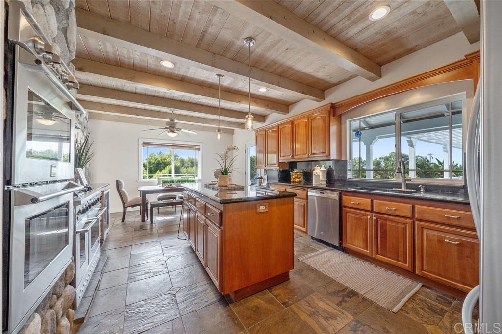 1224 Valentine Lane Fallbrook, CA 92028 - Photo 5 of 25