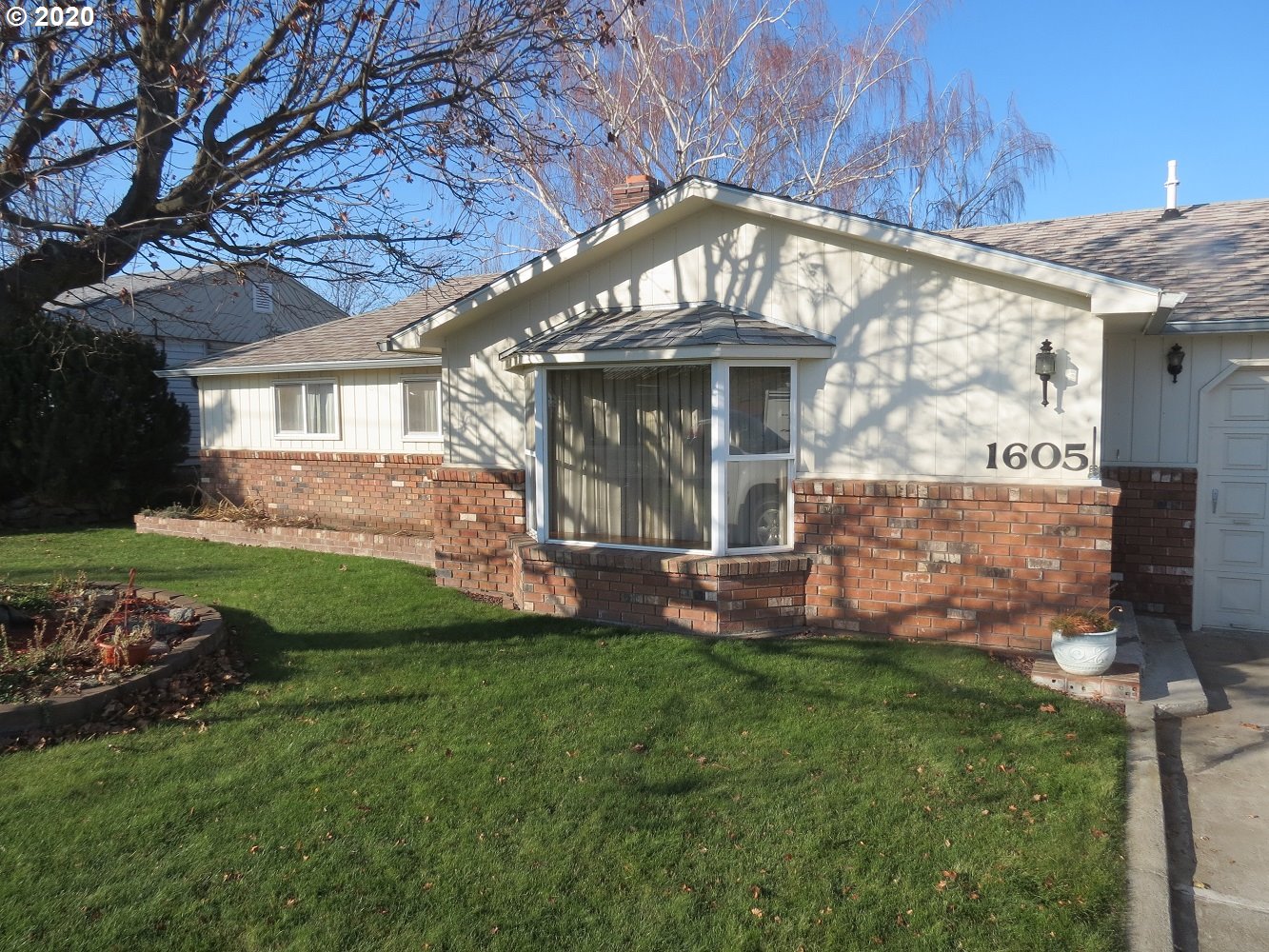 1605 Southwest Hailey Avenue Pendleton, OR 97801 - Photo 1 of 21