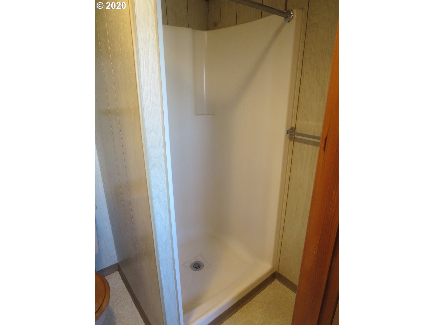 1605 Southwest Hailey Avenue Pendleton, OR 97801 - Photo 11 of 21