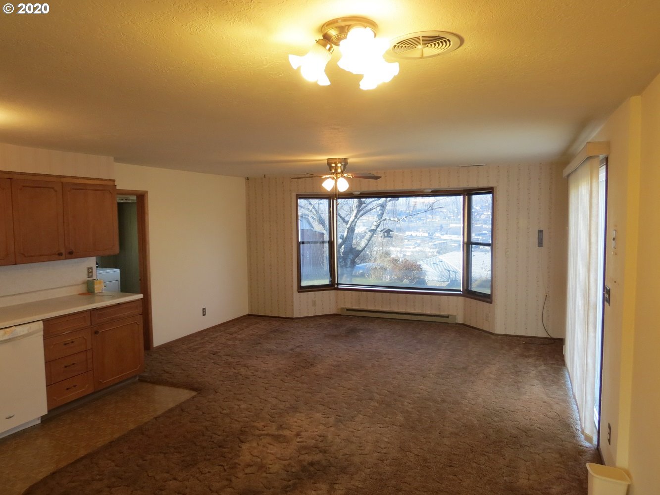 1605 Southwest Hailey Avenue Pendleton, OR 97801 - Photo 7 of 21