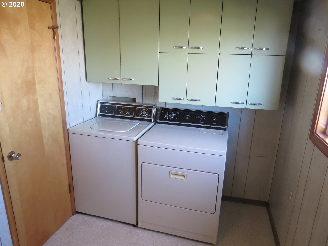 1605 Southwest Hailey Avenue Pendleton, OR 97801 - Photo 9 of 21