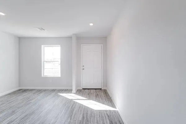 $262,996 | 1020 Greenspointe Avenue, La Grange, TX 78945