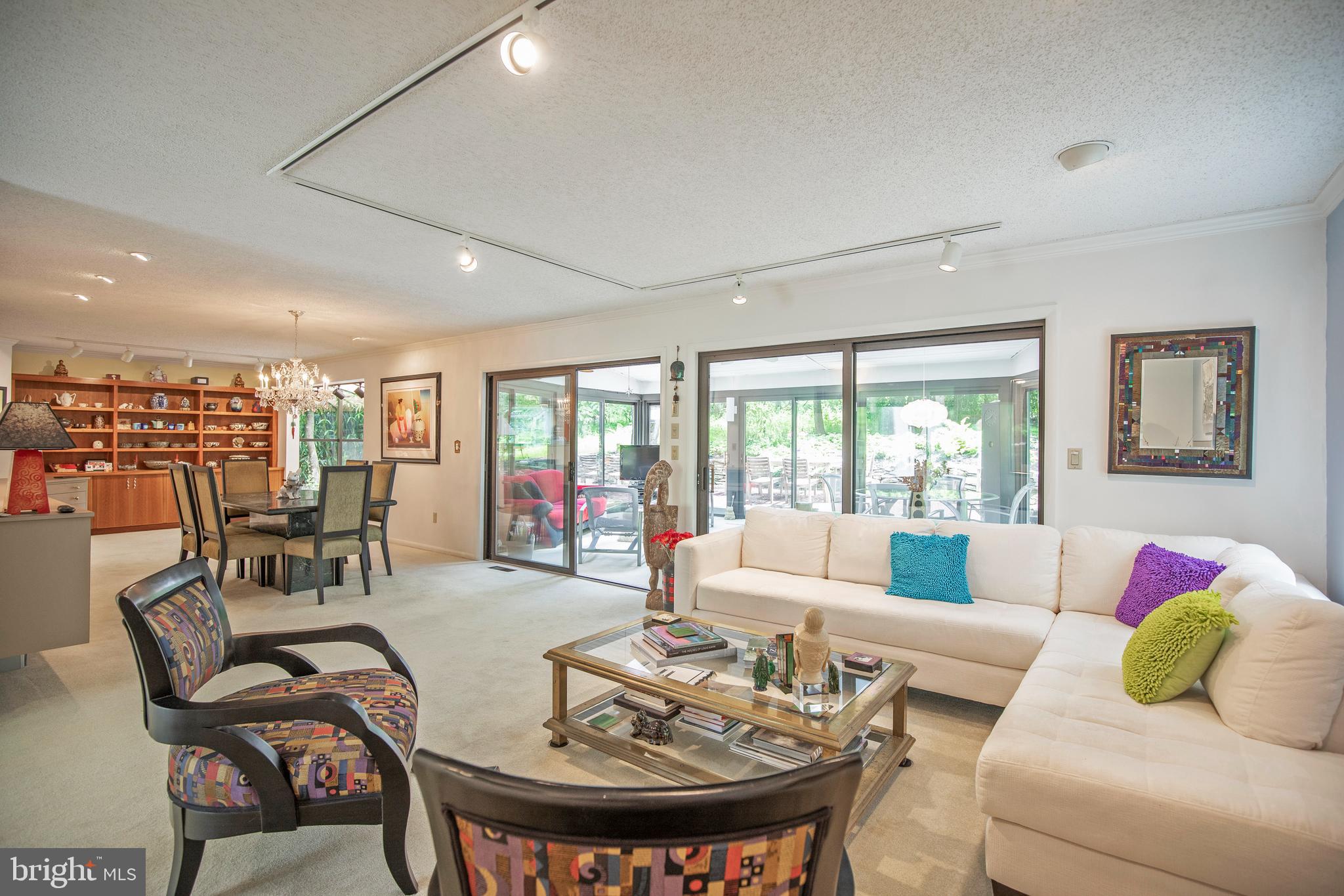 102 Jacobs Creek Road Ewing, NJ 08628 - Photo 14 of 51 Gallery Image 14