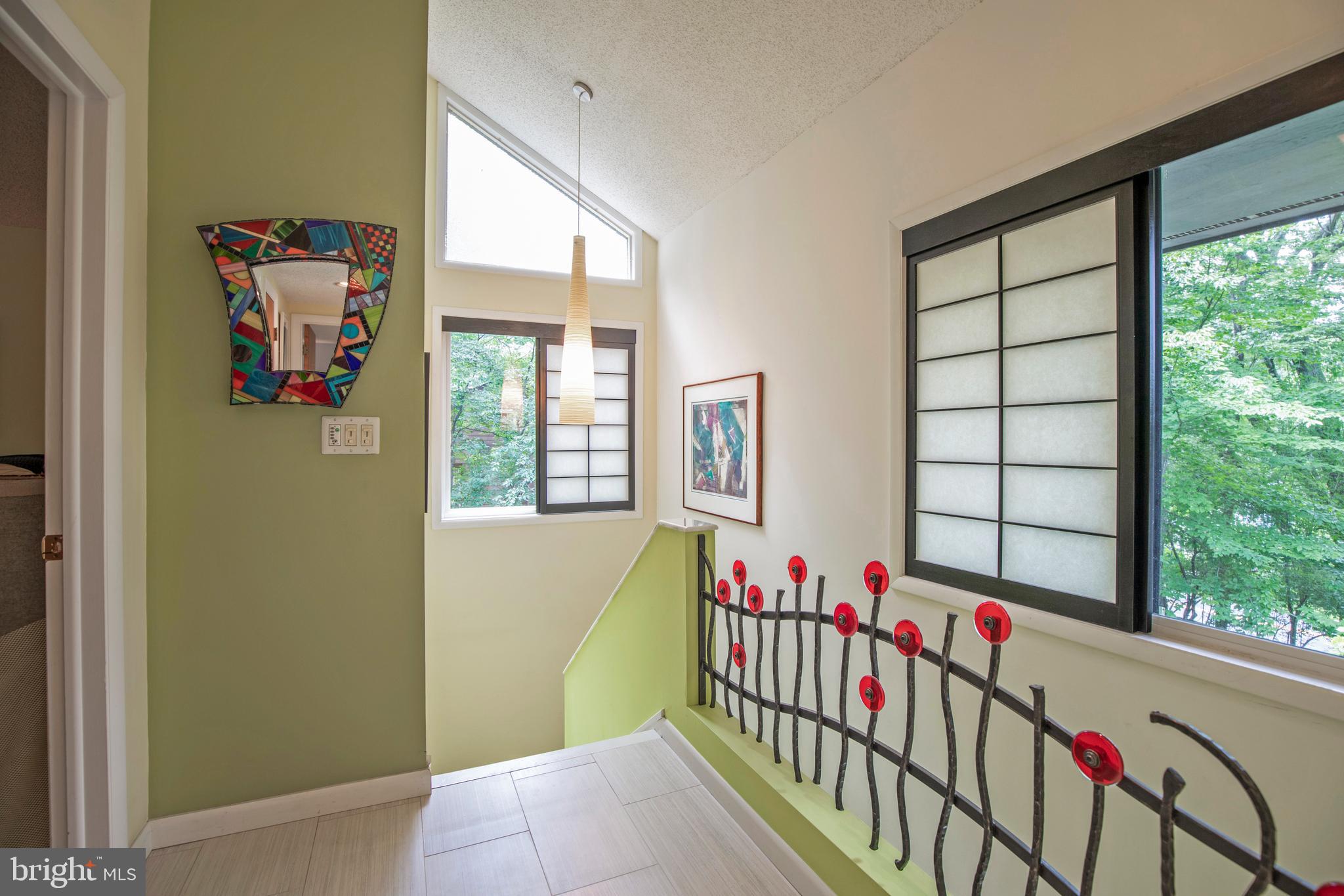102 Jacobs Creek Road Ewing, NJ 08628 - Photo 27 of 51 Gallery Image 27