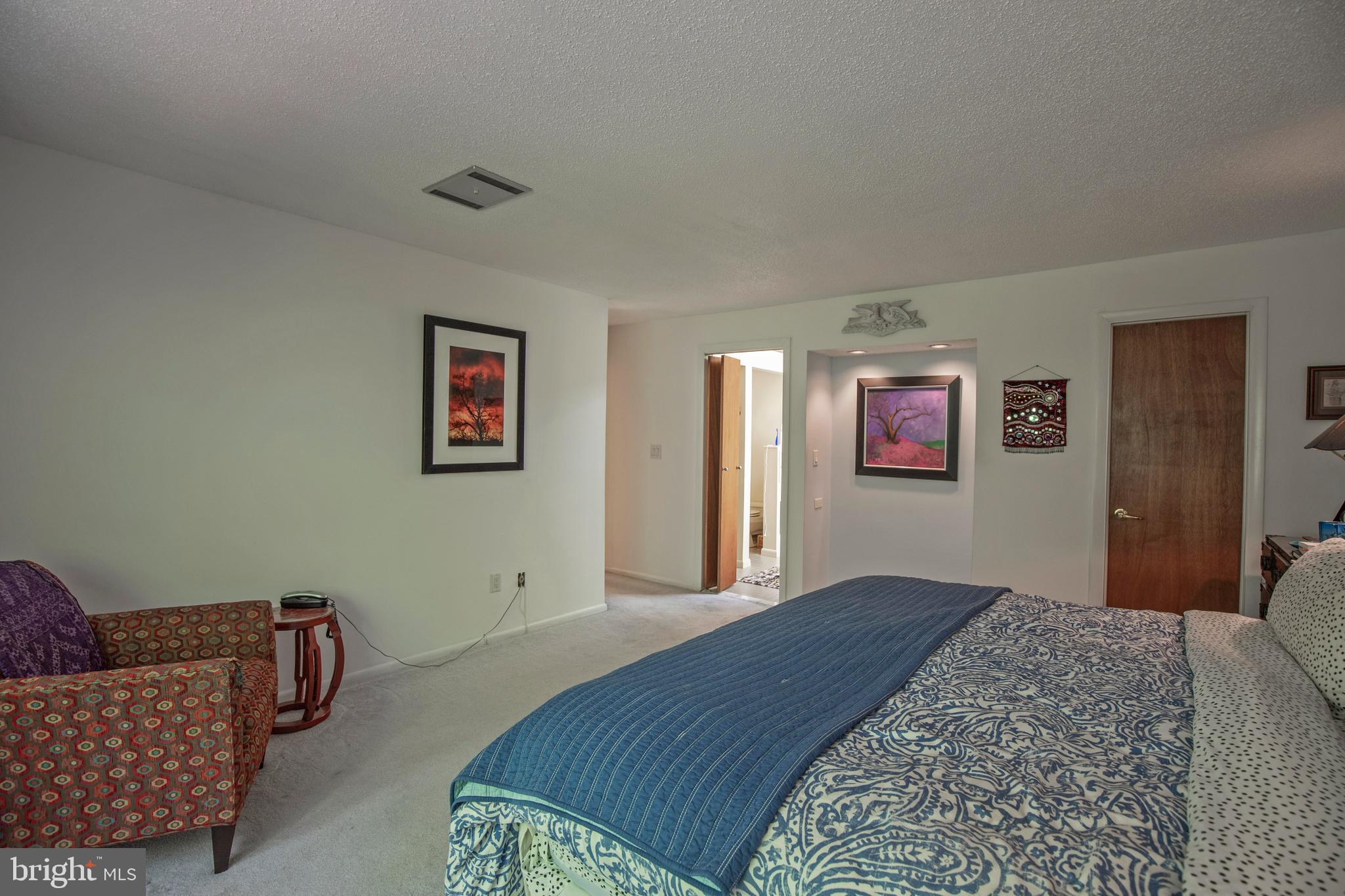 102 Jacobs Creek Road Ewing, NJ 08628 - Photo 29 of 51 Primary Bedroom