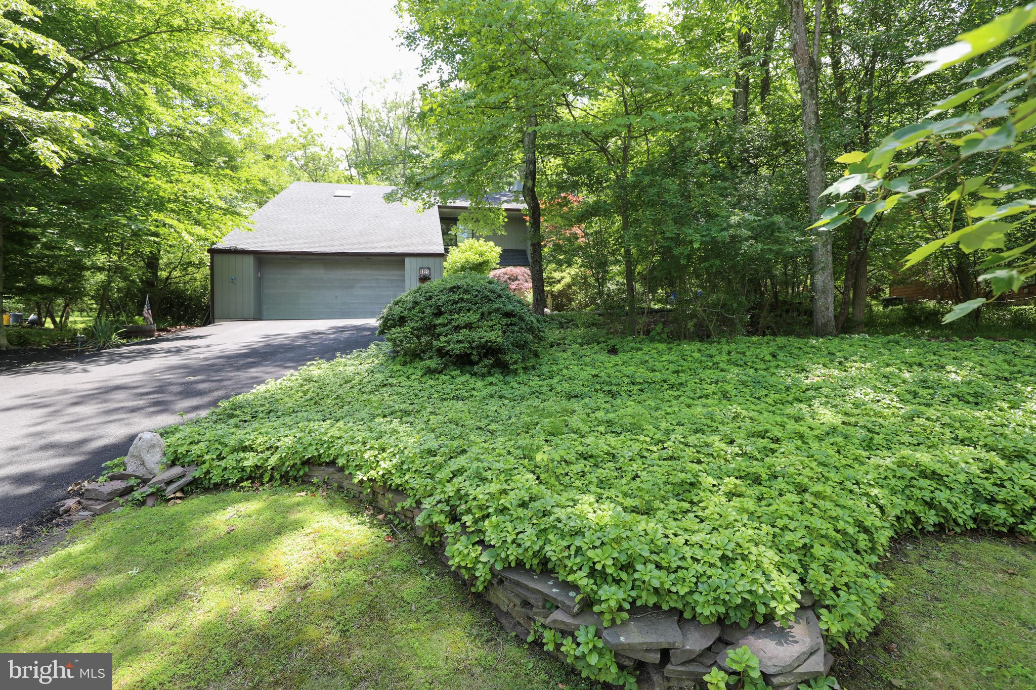 102 Jacobs Creek Road Ewing, NJ 08628 - Photo 3 of 51 Gallery Image 3