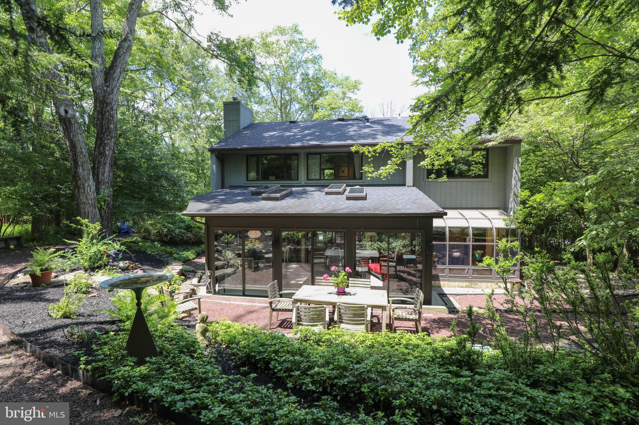 102 Jacobs Creek Road Ewing, NJ 08628 - Photo 4 of 51 Gallery Image 4