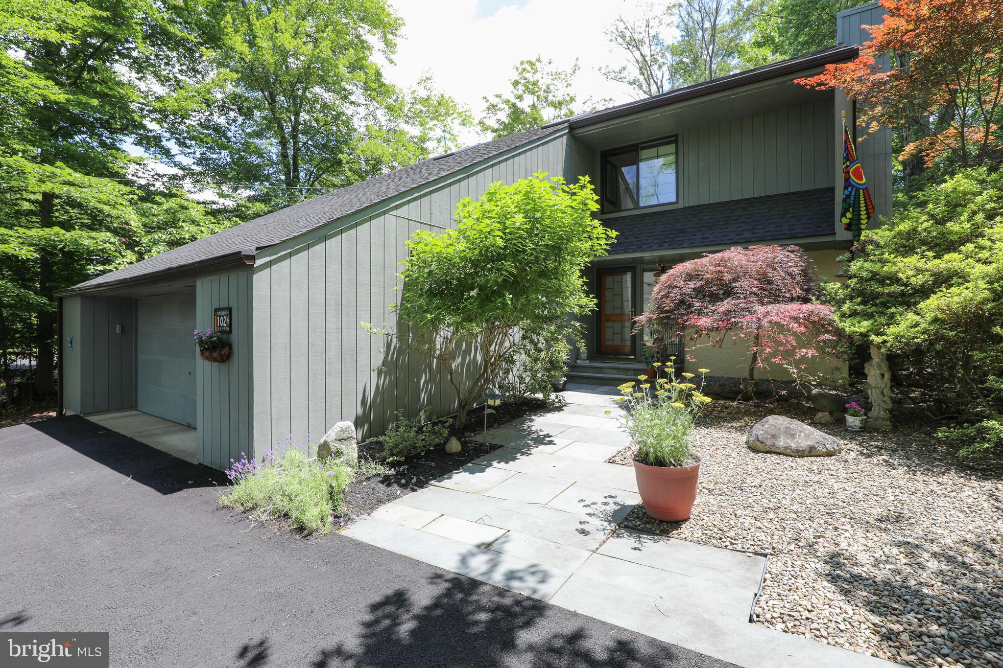 102 Jacobs Creek Road Ewing, NJ 08628 - Photo 7 of 51 Gallery Image 7