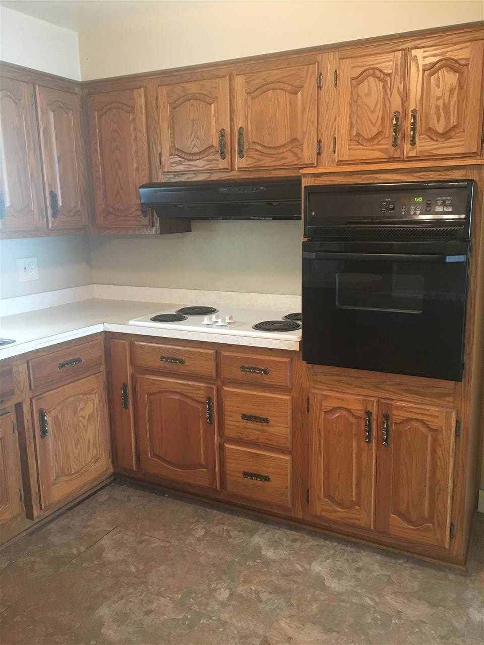 2818 Reed Road Fort Wayne, IN 46815 - Photo 11 of 14 Gallery Image 11