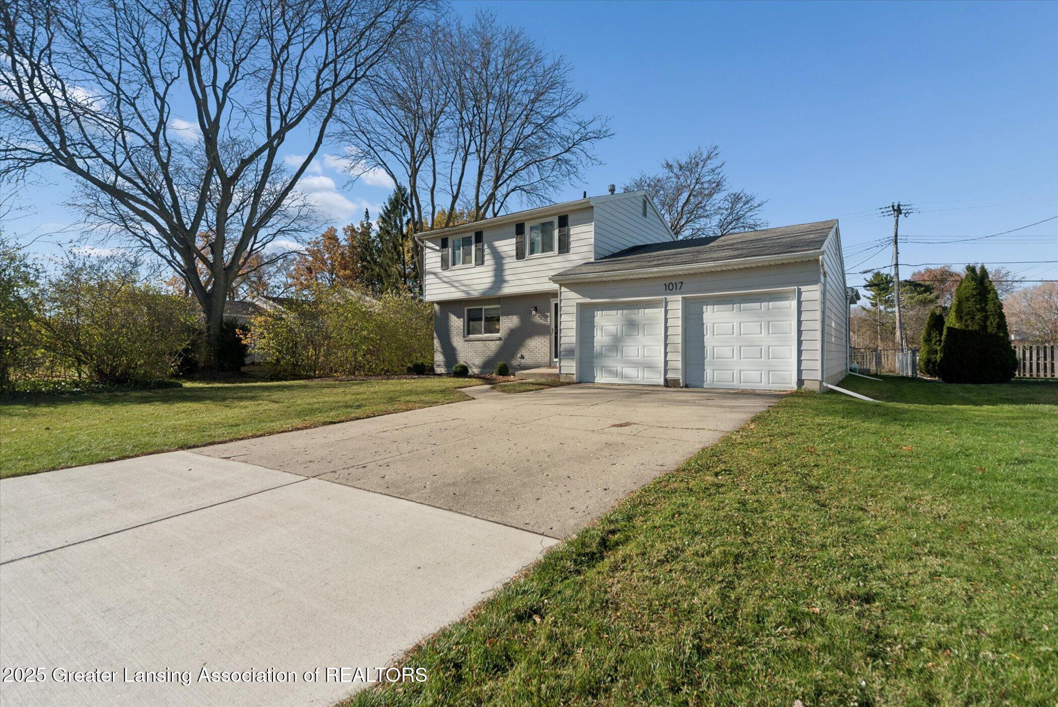 1017 Coolidge Road Lansing, MI 48912 - Photo 4 of 39 04-1017 Coolidge Rd Lansing, MI 48912-W