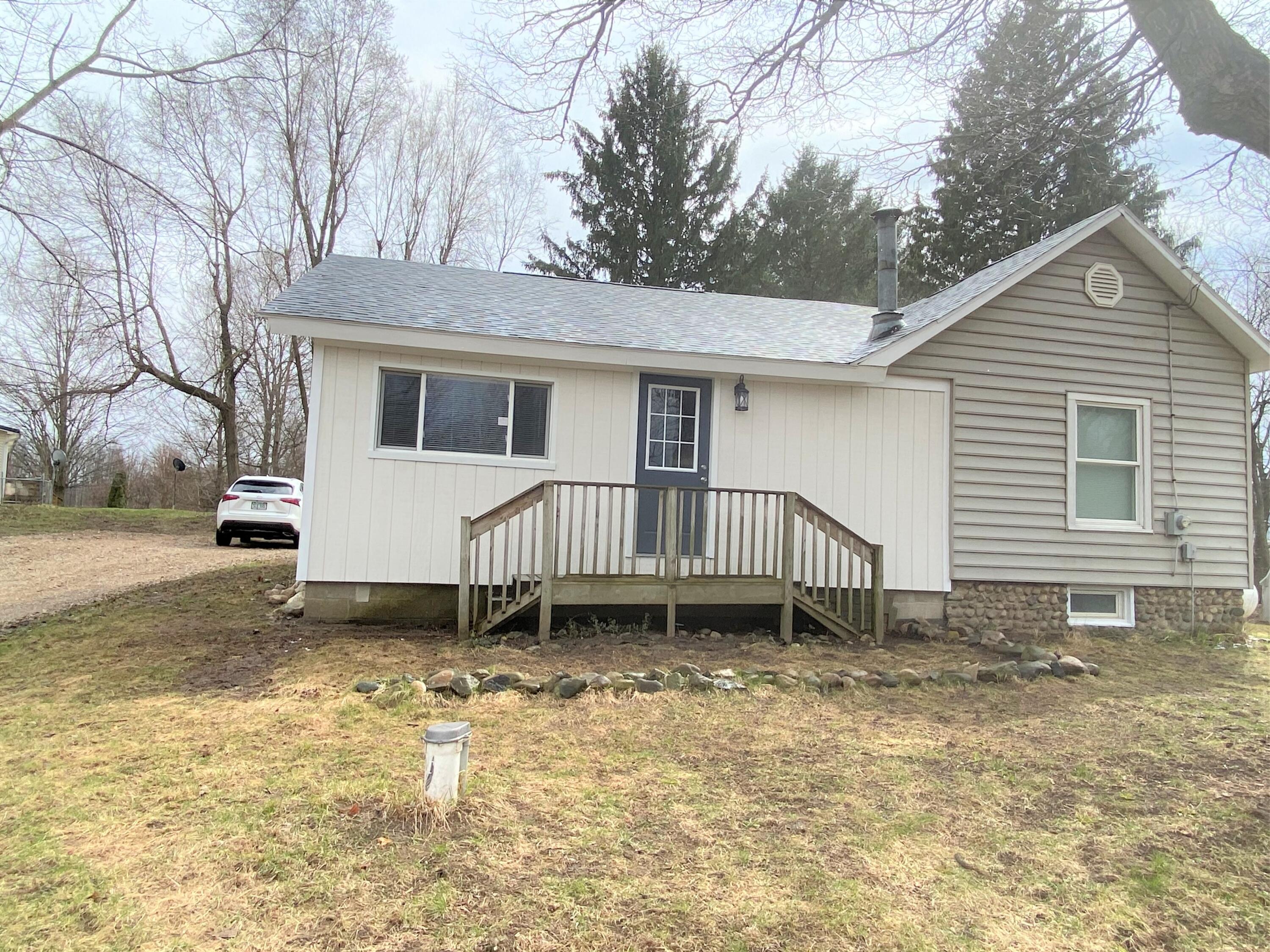 7964 East State Road Nashville, MI 49073 - Photo 1 of 21 IMG_2734