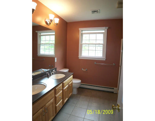 40 Vincent Road Mendon, MA 01756 - Photo 12 of 17 Gallery Image 12