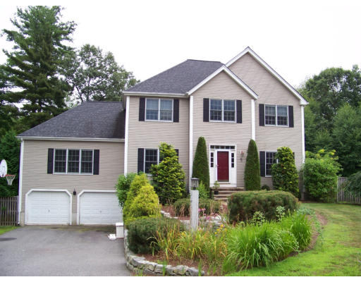 40 Vincent Road Mendon, MA 01756 - Photo 2 of 17 Gallery Image 2