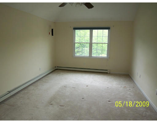 40 Vincent Road Mendon, MA 01756 - Photo 7 of 17 Gallery Image 7