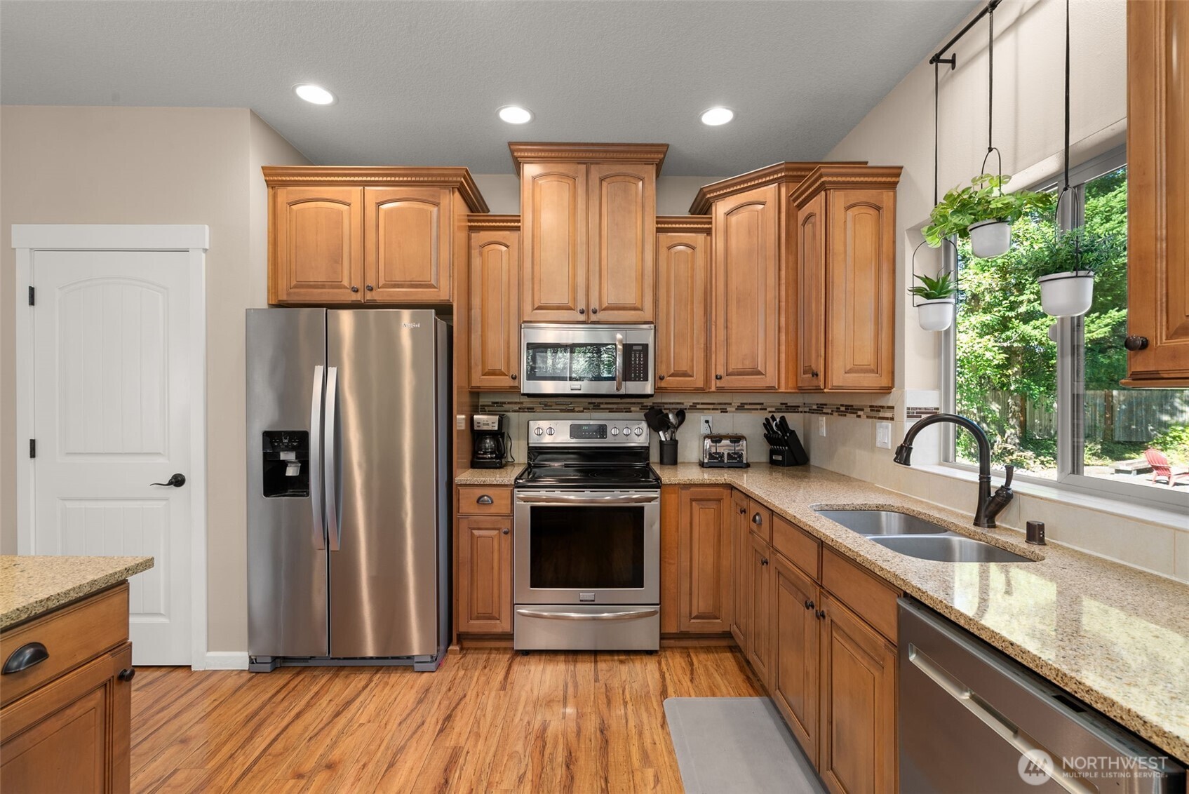 11800 Littlerock Road Southwest Olympia, WA 98512 - Photo 3 of 33 Gallery Image 3