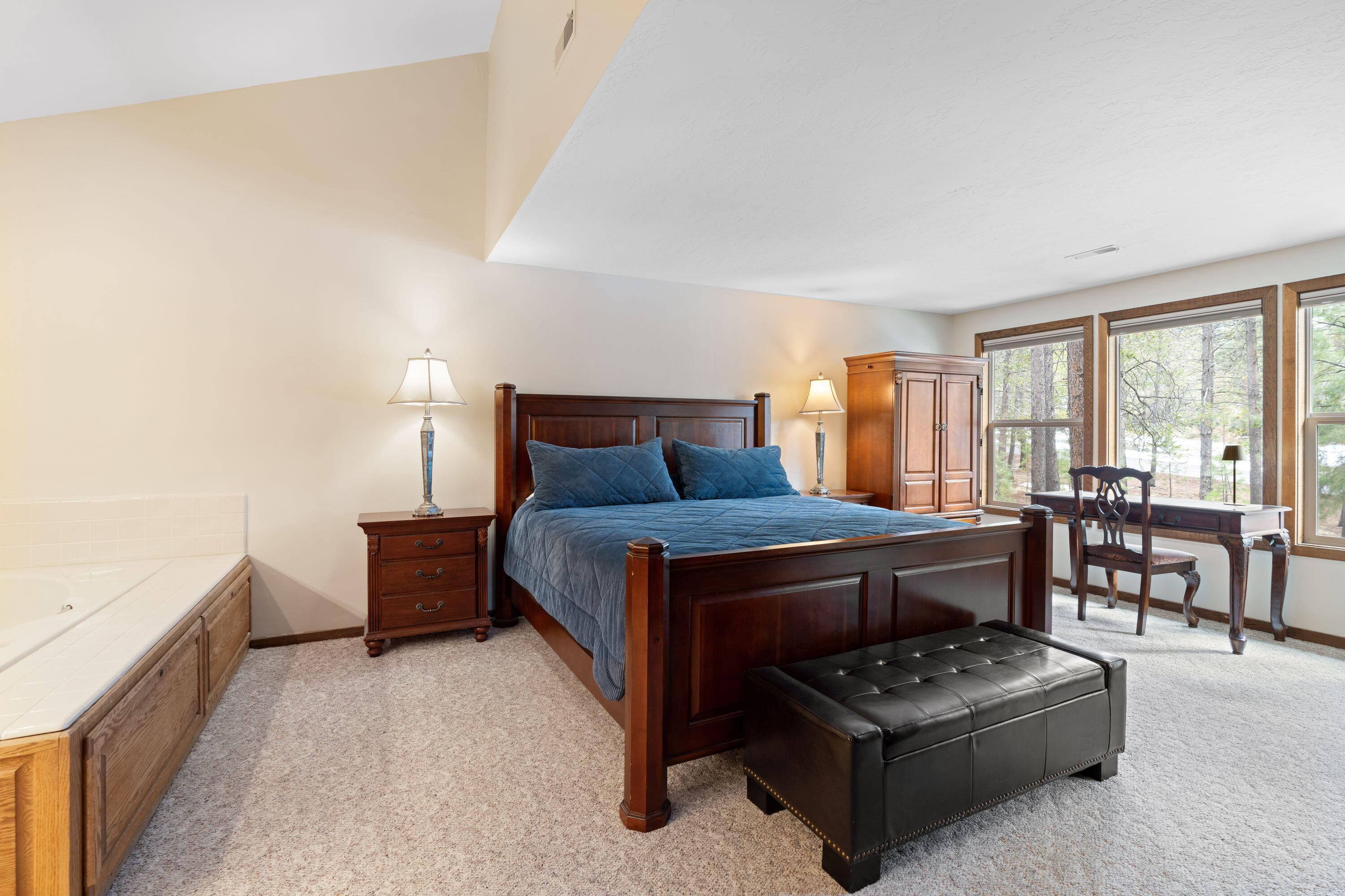 57326 Beaver Ridge Loop, Unit 12 Sunriver, OR 97707 - Photo 17 of 33