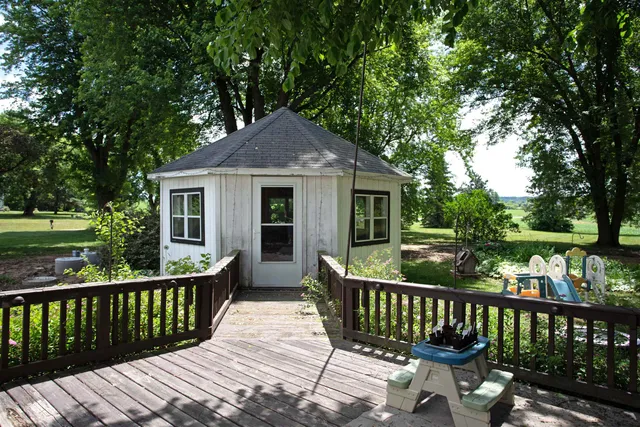 $225,000 | N3225 County Rd K, Mauston, WI 53948