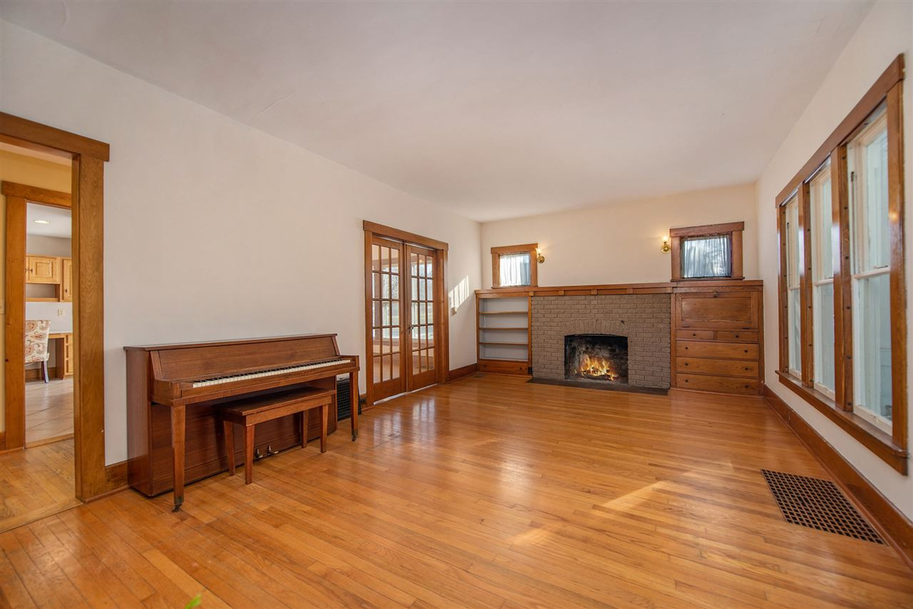 1157 South Dearing Road Jackson, MI 49201 - Photo 4 of 36 Photo 4
