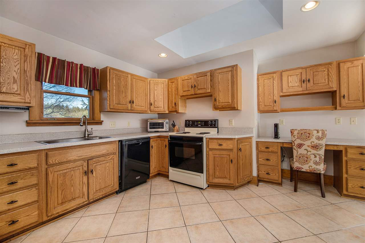 1157 South Dearing Road Jackson, MI 49201 - Photo 8 of 36 Photo 8