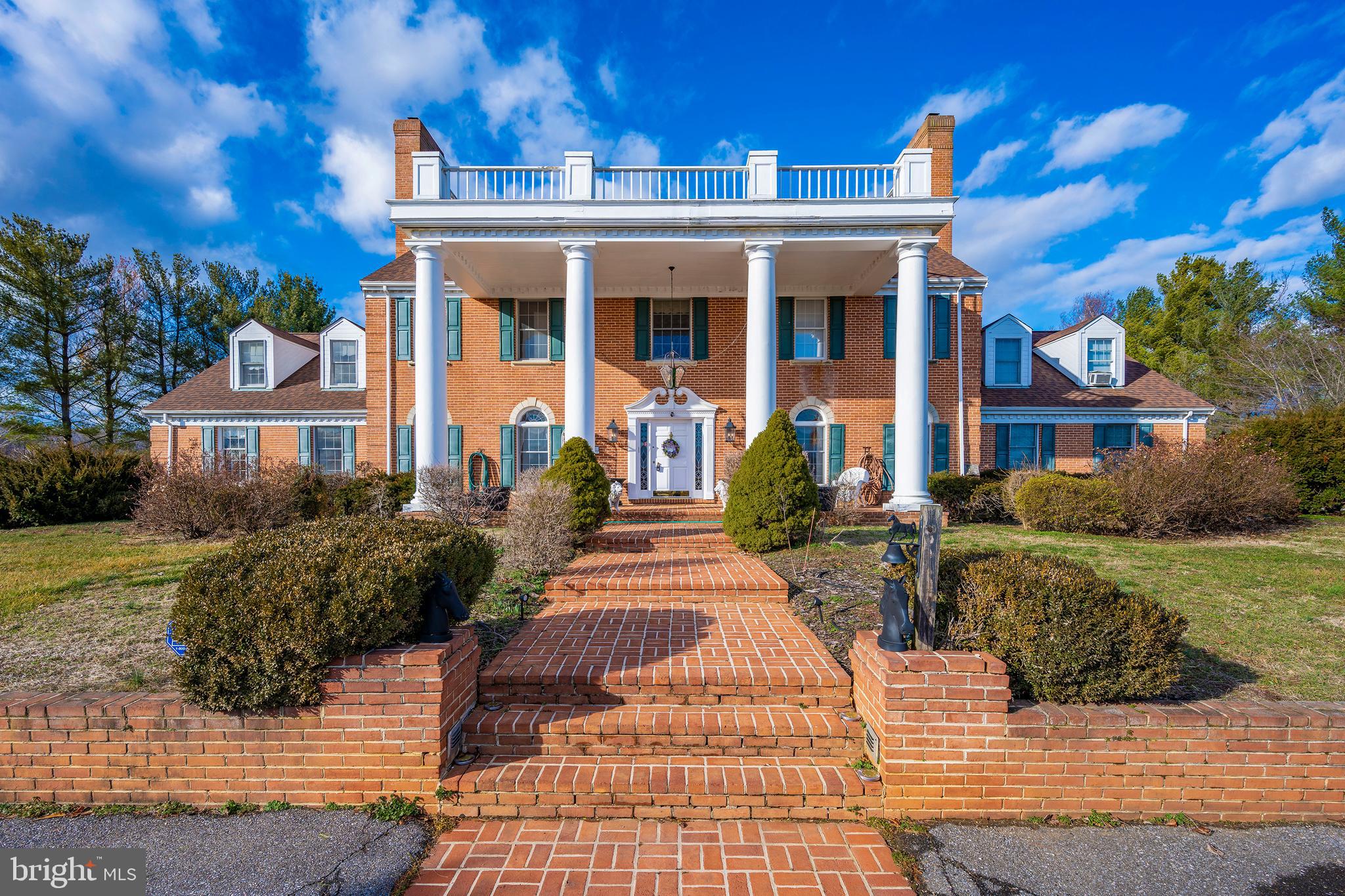 4309 Sundown Road Gaithersburg, MD 20882 - Photo 1 of 88 Gallery Image 1