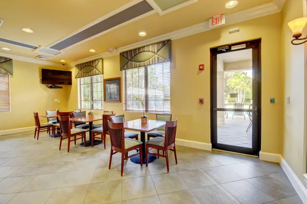 $4,300 | 7533 Topiary Avenue, Boynton Beach, FL 33437