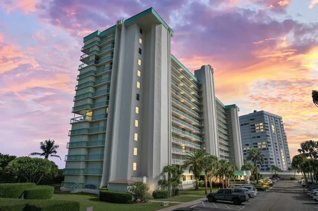 a city view with tall building