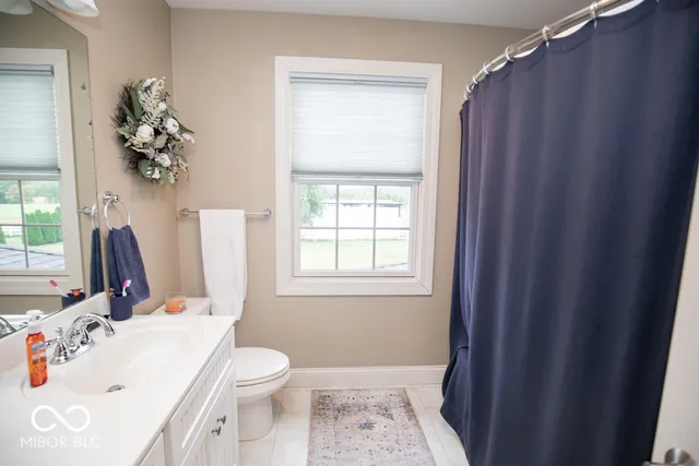 $439,000 | 960 Buena Vista Drive, Brownstown, IN 47220