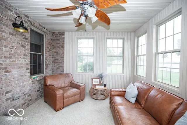 $439,000 | 960 Buena Vista Drive, Brownstown, IN 47220